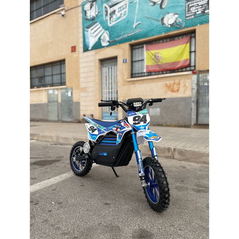 Minimoto Cros REPSTAR  con luz y pantalla LCD
